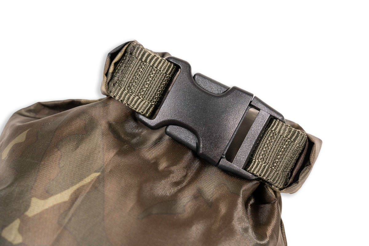 Carp Care Retainer Sling Monster Camo (13).jpg