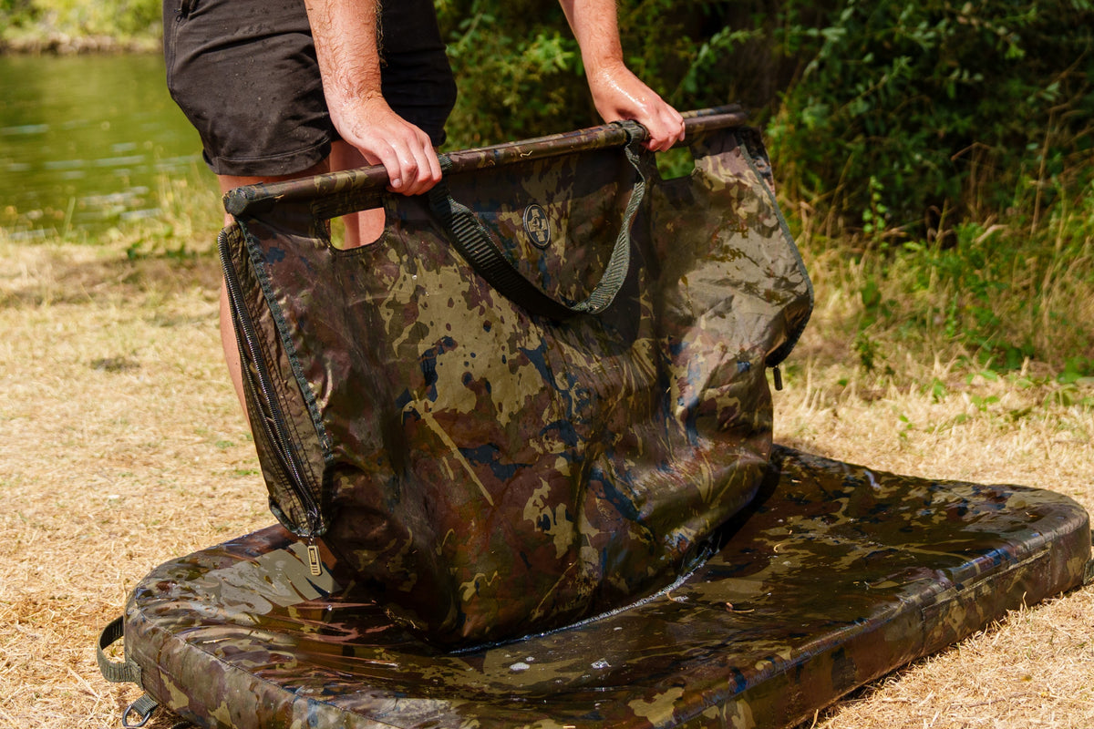 Carp Care Weigh Sling Camo (3).jpg