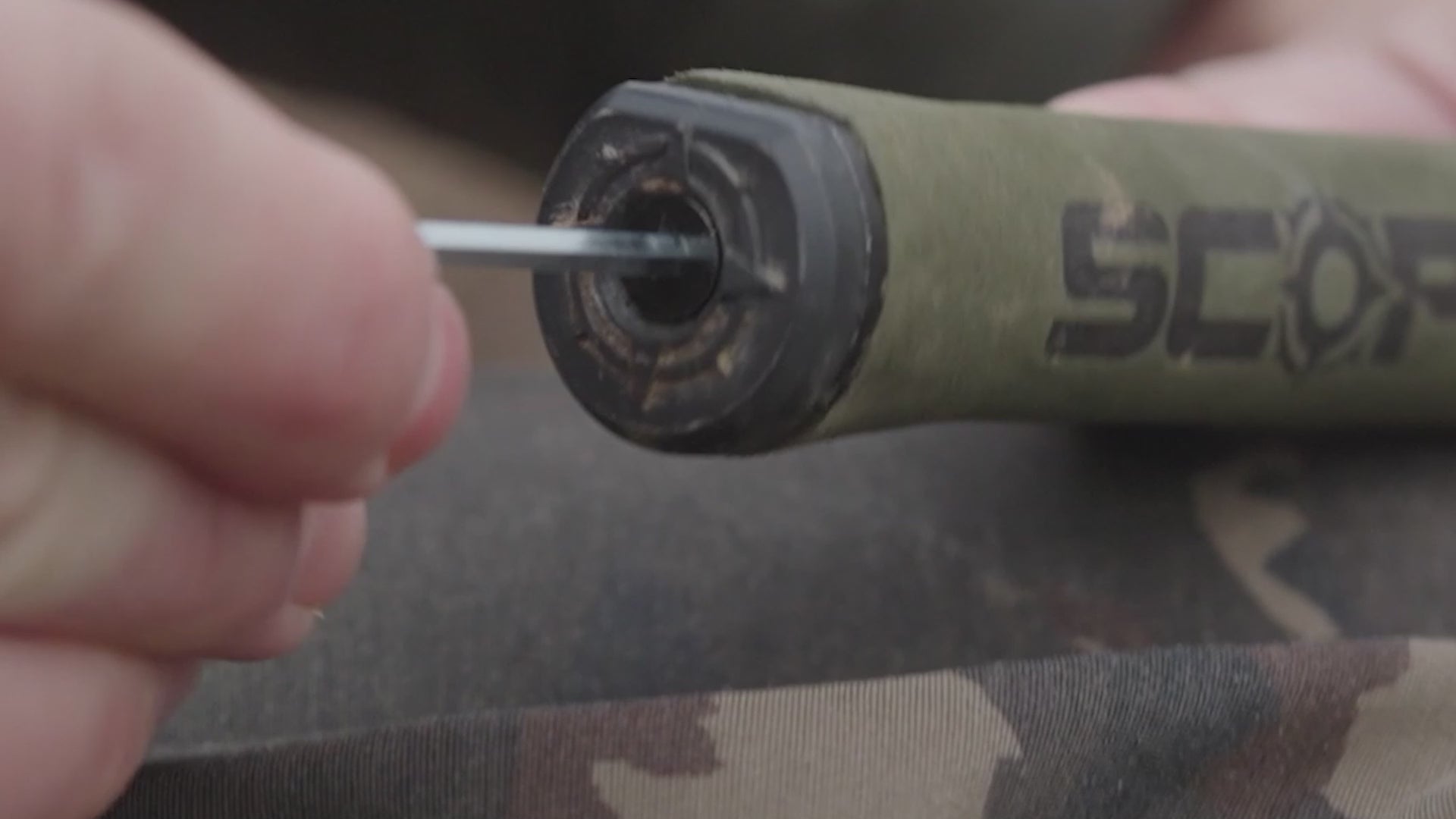 Charger la vidéo: 
